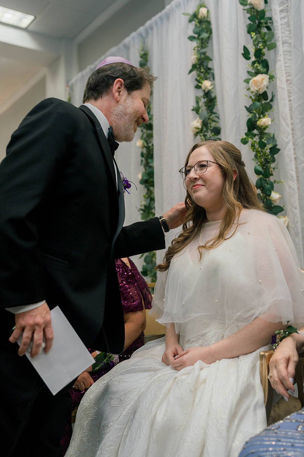 Eliana-Melmed-Photography-Chicago-LosAngeles-Jewish-WeddingPhotography-KabbalatPanim-00066