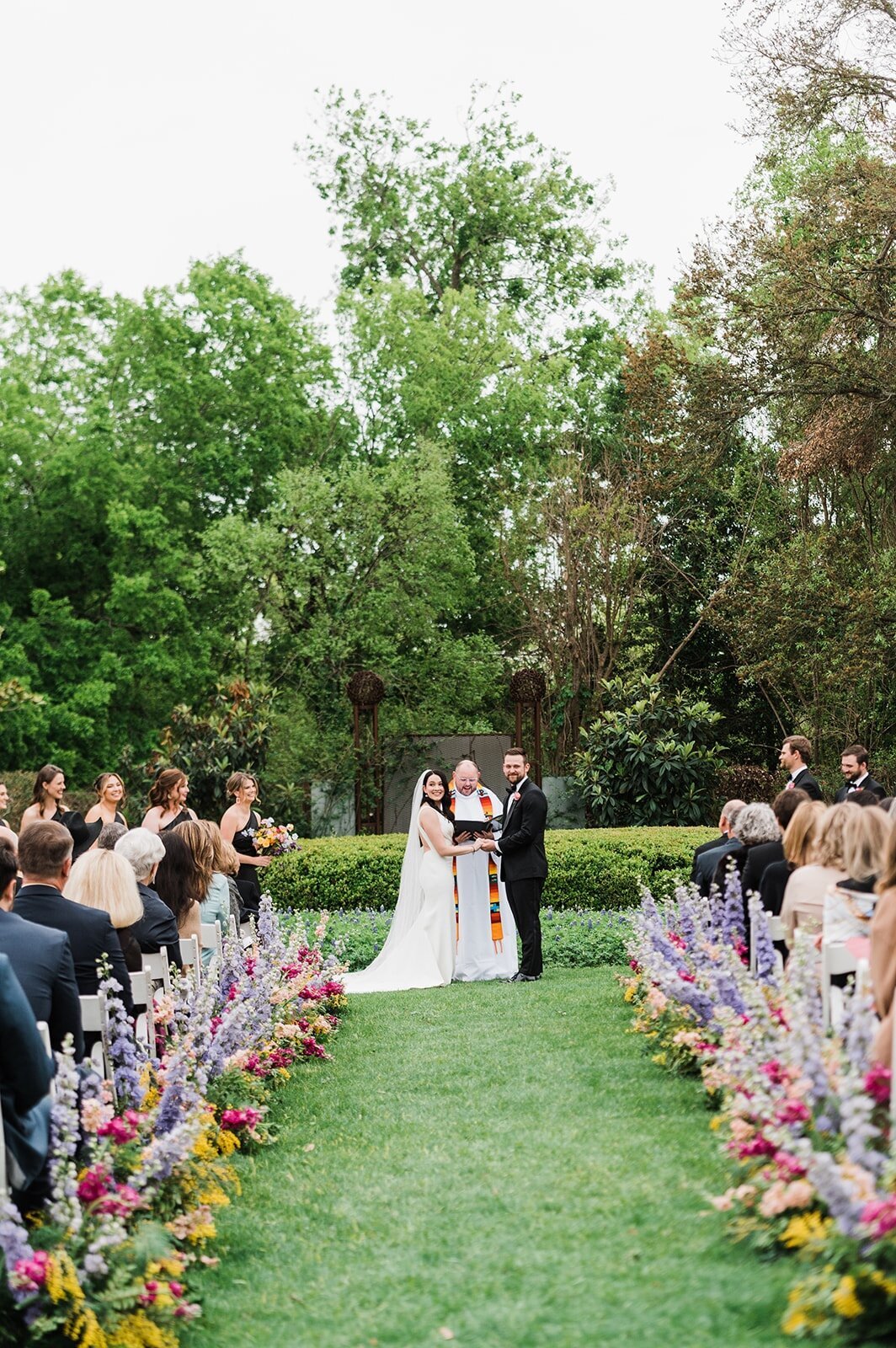 outdoor-ceremony-barr-mansion