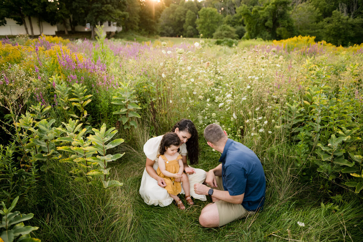 Boston-family-photographer-bella-wang-photography-Lifestyle-session-outdoor-wildflower-66