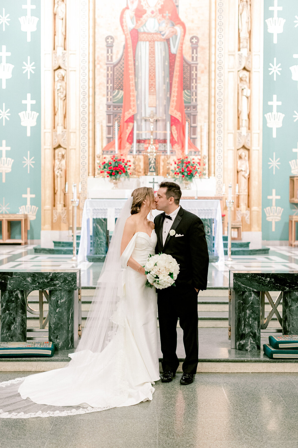 Virginia & Michael's Wedding at the Adolphus Hotel | Dallas Wedding Photographer | Sami Kathryn Photography-116