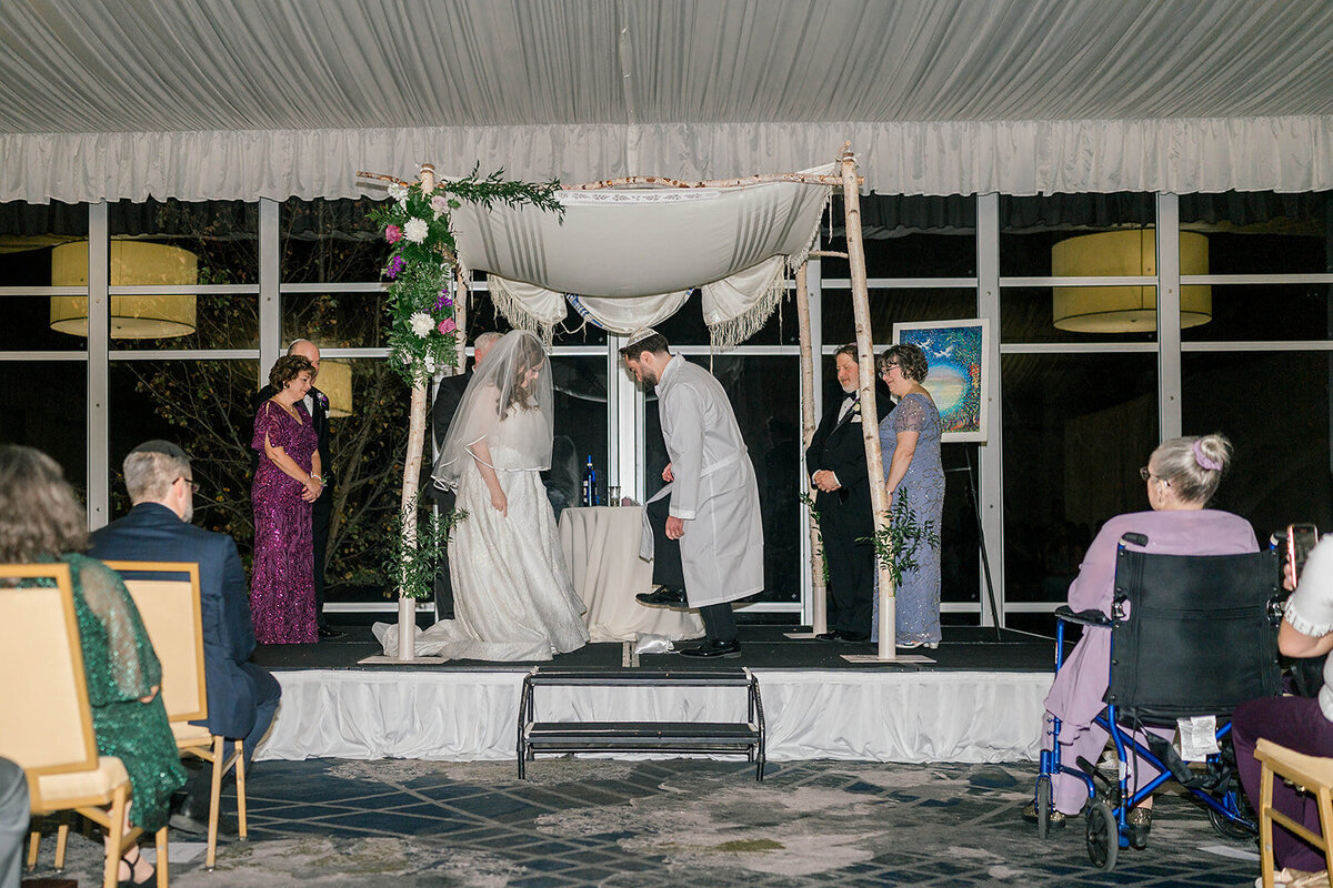 Eliana-Melmed-Photography-Chicago-LosAngeles-Jewish-WeddingPhotography-Chuppah-00246
