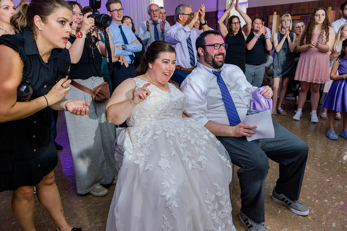 Eliana-Melmed-Photography-Chicago-LosAngeles-Jewish-WeddingPhotography-ElianaSklar-Shtick-00019