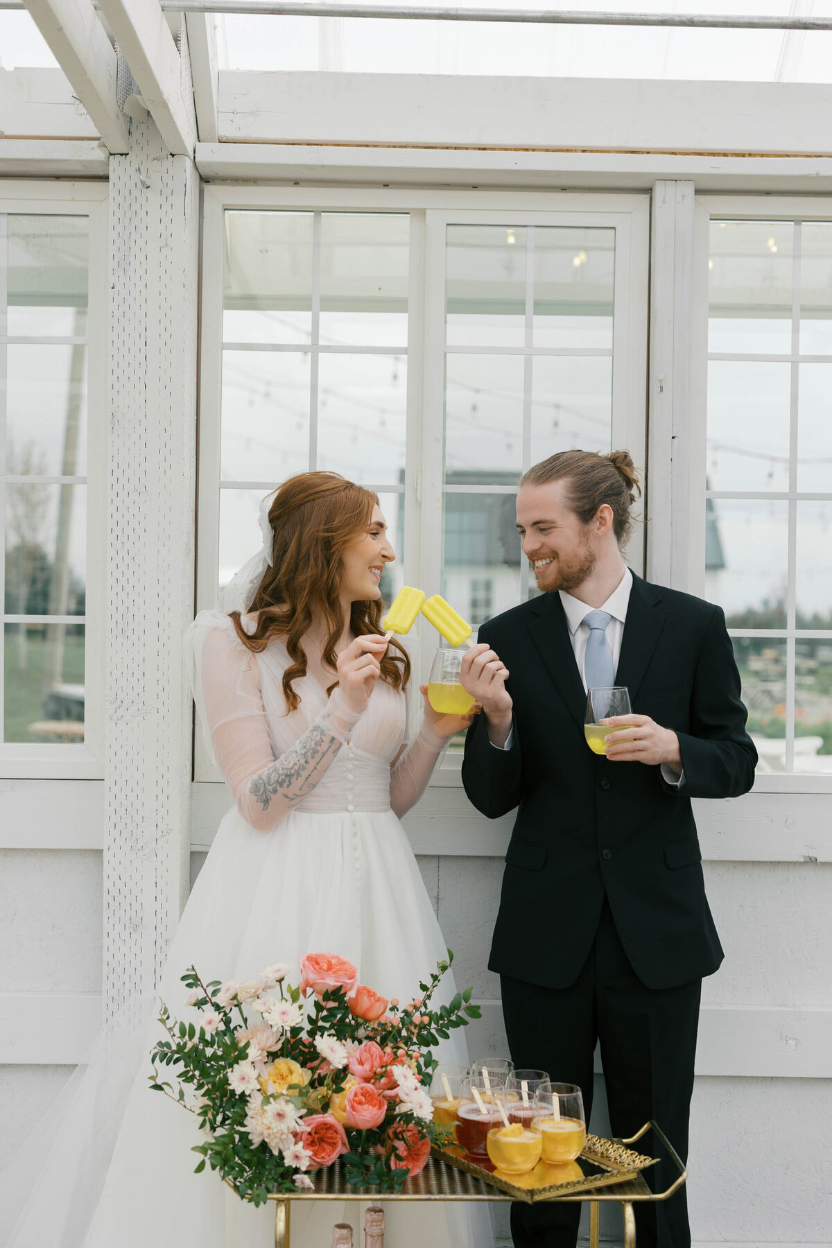 summerfarmhouseongreenbluffwedding-5