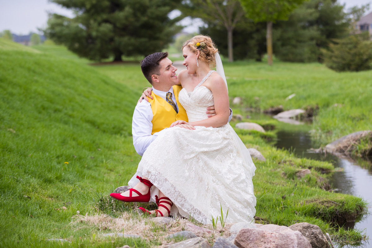 Ruby red slippers?  Not the wizard of oz wedding, but this was truly a fairytale wedding day with this bride and groom on Somerby Golf & Country Club grounds