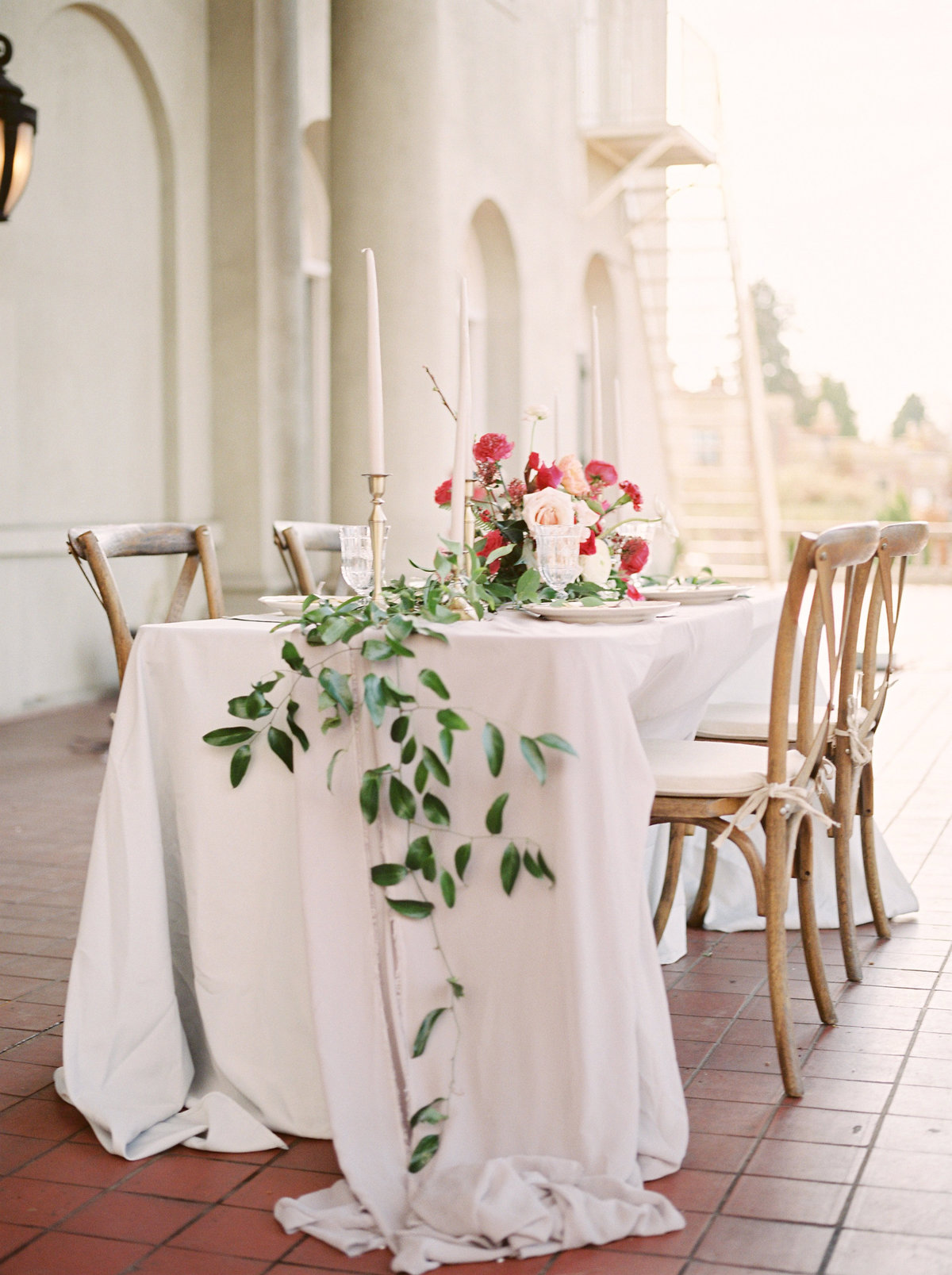 tablescape at hycroft manor