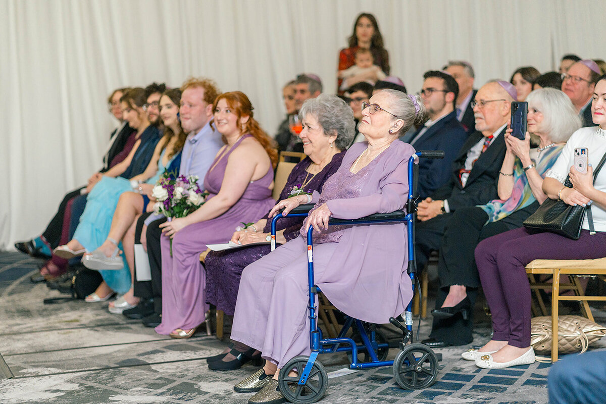 Eliana-Melmed-Photography-Chicago-LosAngeles-Jewish-WeddingPhotography-Chuppah-00134