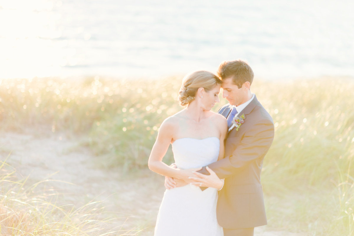 outdoor-beach-michigan-wedding-photographer-16