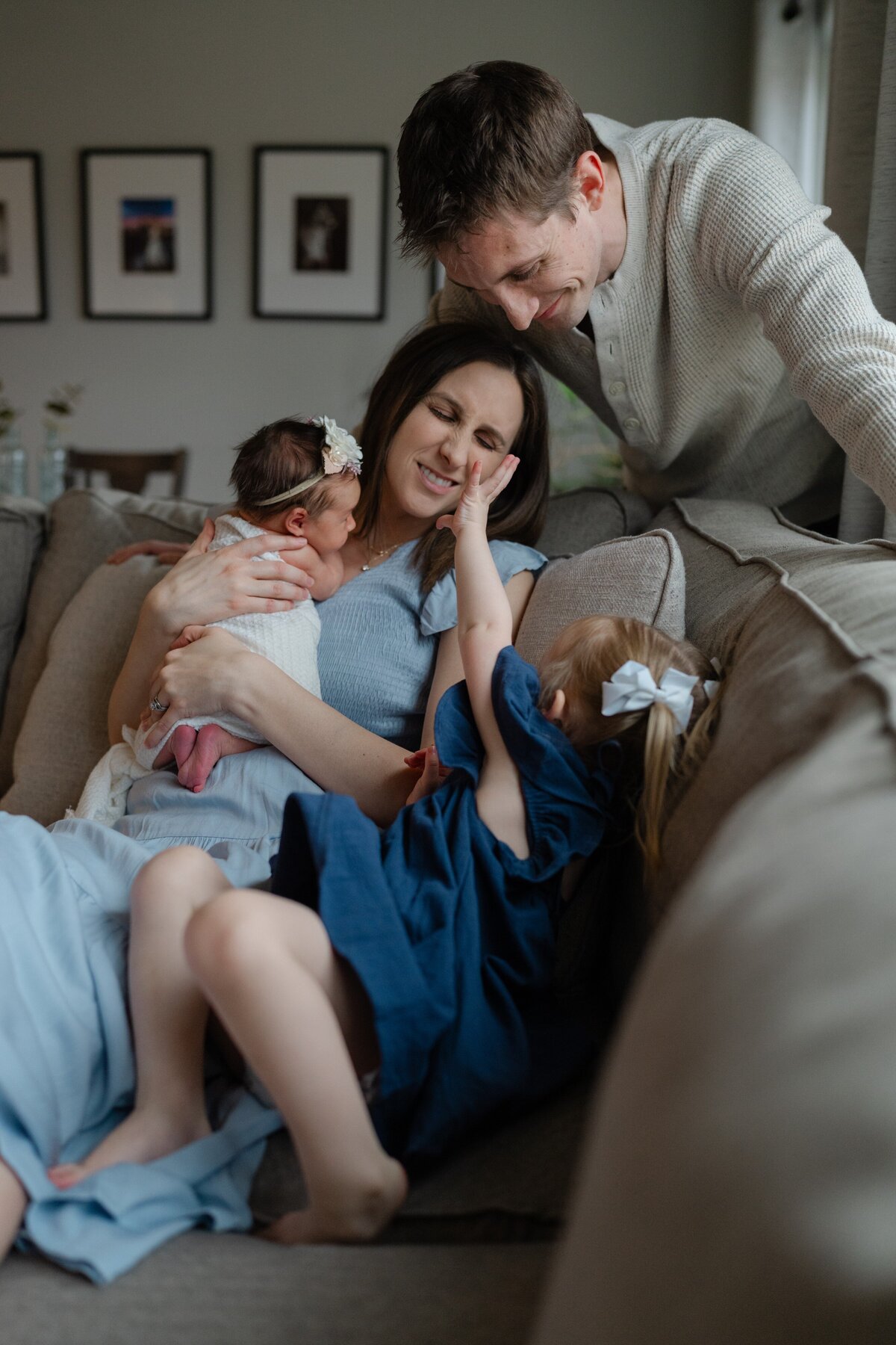 Relaxed-Newborn-Photography-in-Milwaukee-21