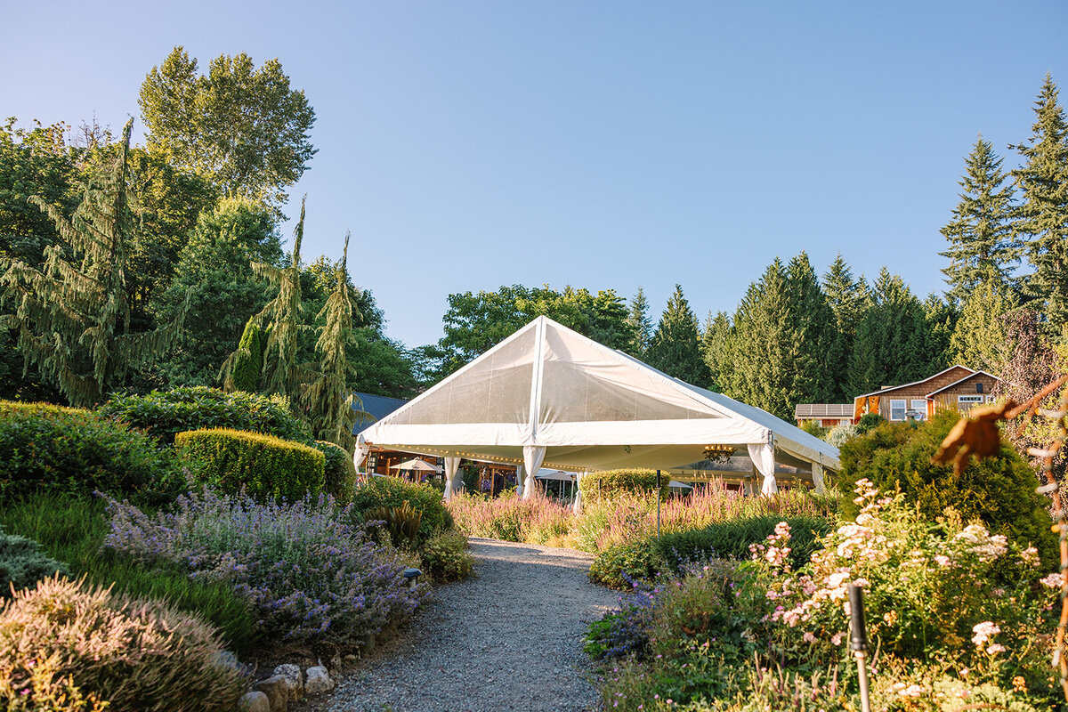 Twin Willow Gardens Outdoor Summer Venue Snohomish Joanna Monger Photography
