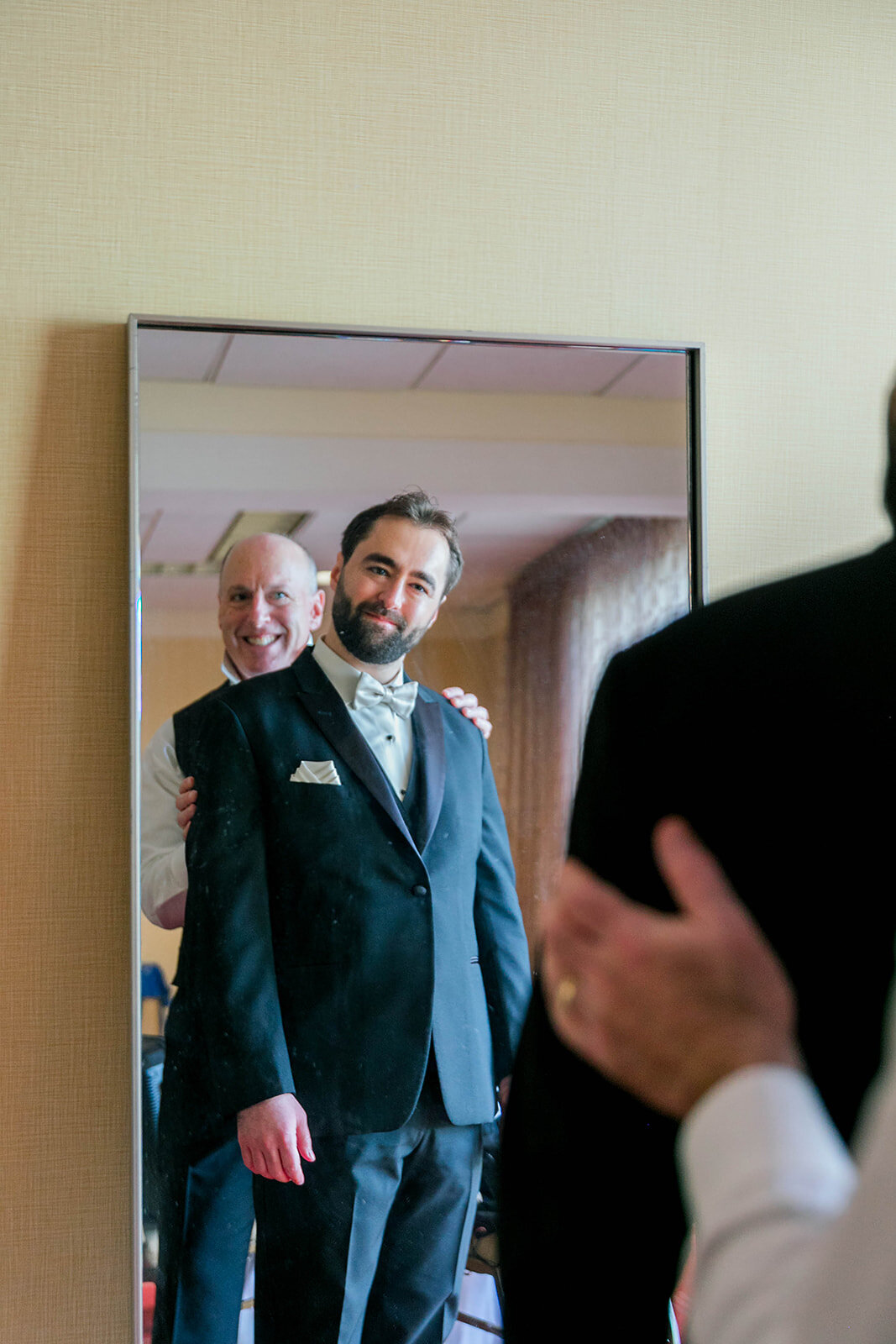Eliana-Melmed-Photography-Chicago-LosAngeles-Jewish-WeddingPhotography-AndrewReady-00027