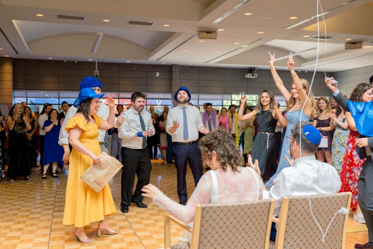 Eliana-Melmed-Photography-Chicago-LosAngeles-Jewish-WeddingPhotography-ShulaNoah-Shtick-00144