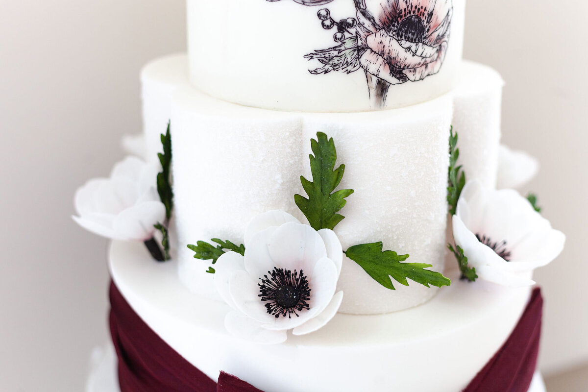 Luxury nature inspired wedding cake designer vanilla Spice Cake Studio Northamptonshire sugar craft anemone flower