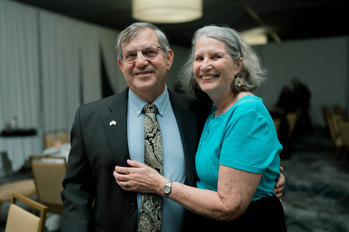 Eliana-Melmed-Photography-Chicago-LosAngeles-Jewish-WeddingPhotography-Dancefloor-00105