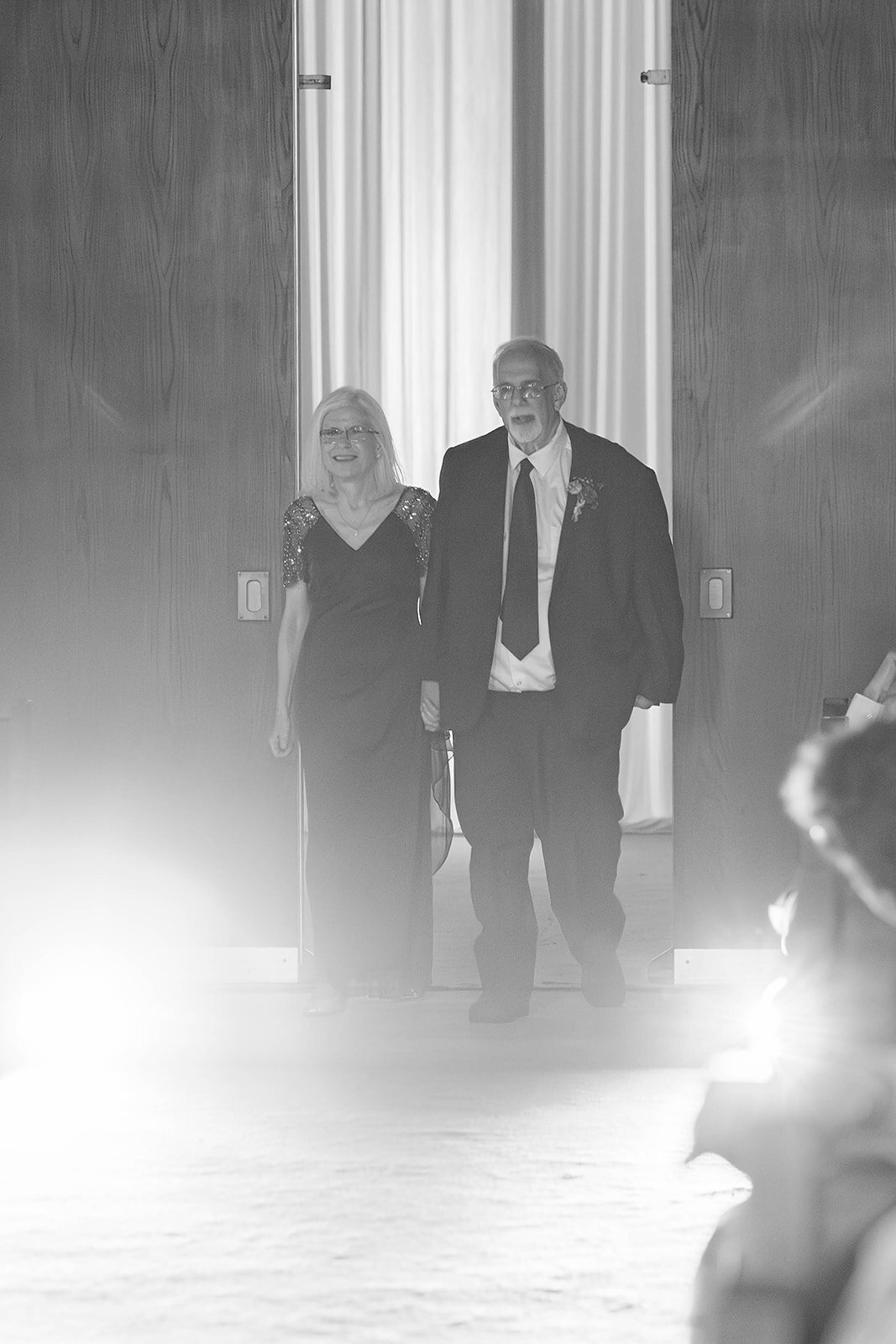 Eliana-Melmed-Photography-Chicago-LosAngeles-Jewish-WeddingPhotography-ElianaSklar-Chuppah-00030