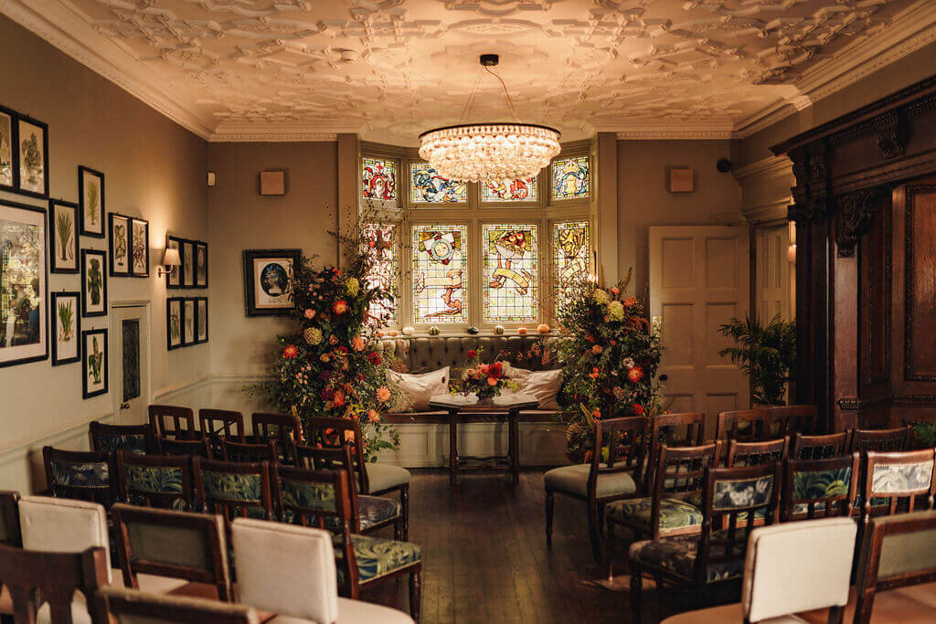 Pesh-Flowers-London-Wedding-Florist-The-Beacon-Tunbride-WellsLondon-flowers15