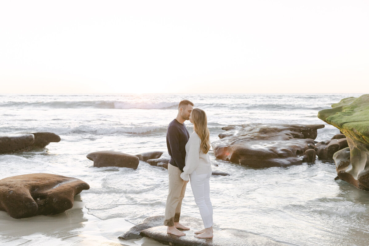 PERRUCCIPHOTO_WINDNSEA_BEACH_ENGAGEMENT_79