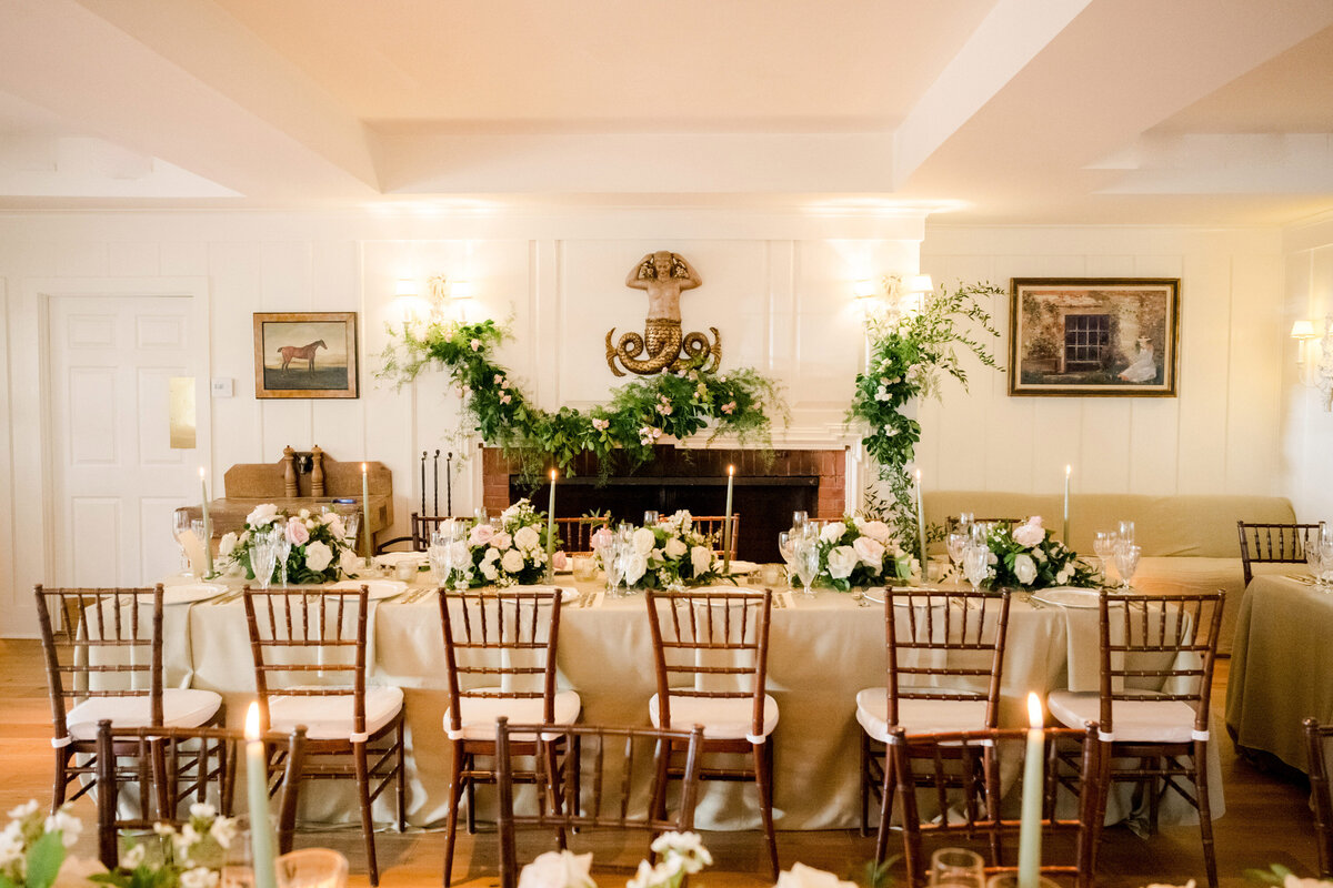 wedding-reception-at-the-wauwinet-hotel-nantucket-nightingale-wedding-and-events-2