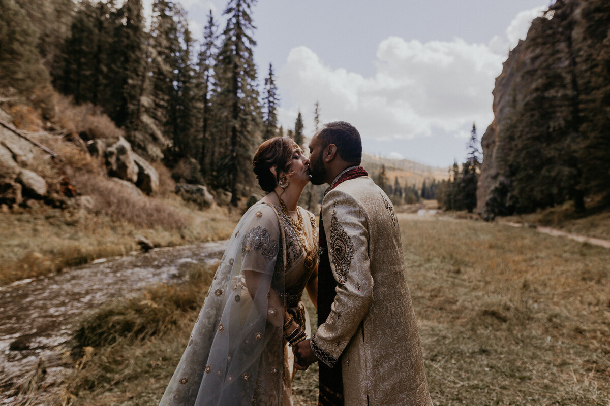bride and groom exchanging vows in Jemez Springs, New Mexico