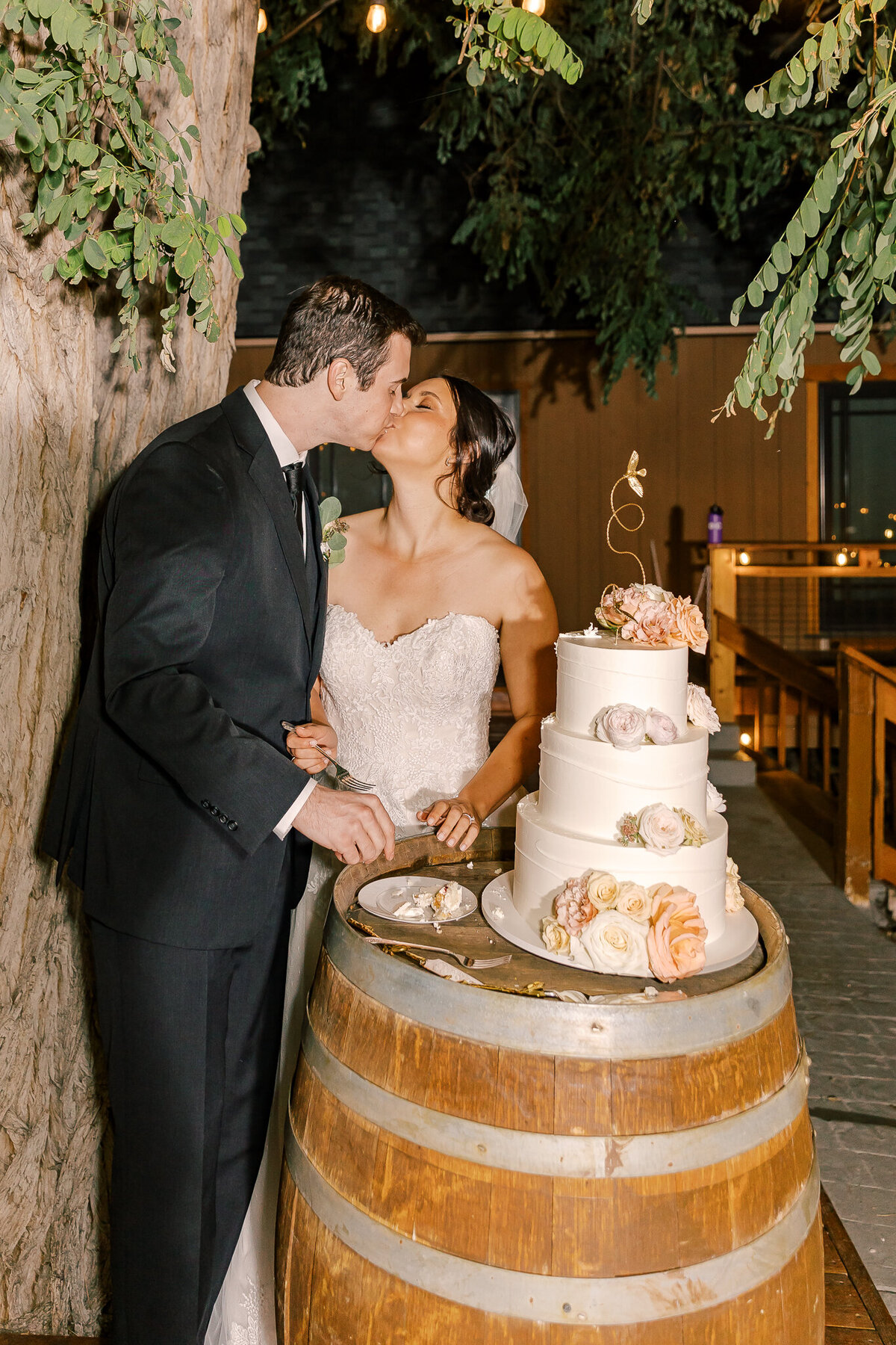 cake-ceremony-at-fox-canyon-vineyard-wedding
