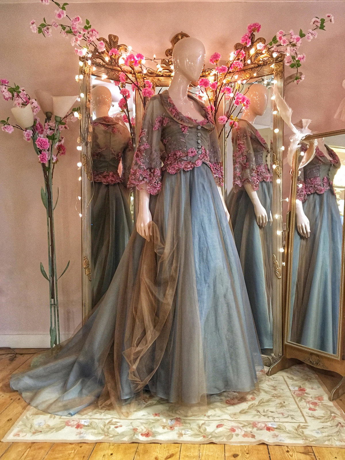 Belle-Epoque-embellished-floral-silk-ballgown-wedding-dress-JoanneFlemingDesign-4