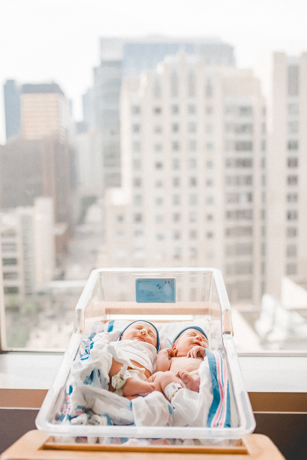 chicago newborn family lifestyle photographer-5