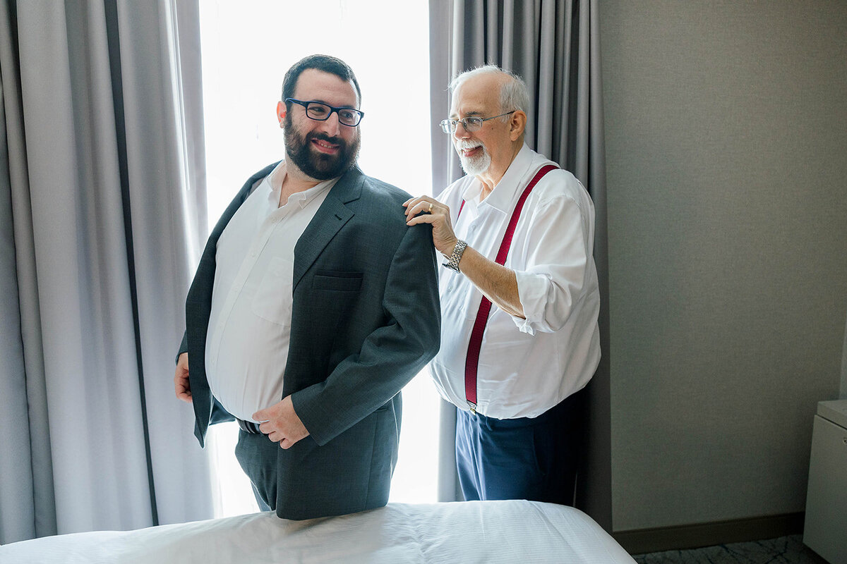 Eliana-Melmed-Photography-Chicago-LosAngeles-Jewish-WeddingPhotography-ElianaSklar-SklarReady-00043