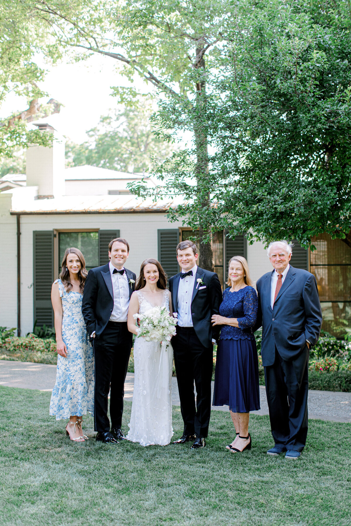 Gena & Matt's Wedding at the Dallas Arboretum | Dallas Wedding Photographer | Sami Kathryn Photography-125