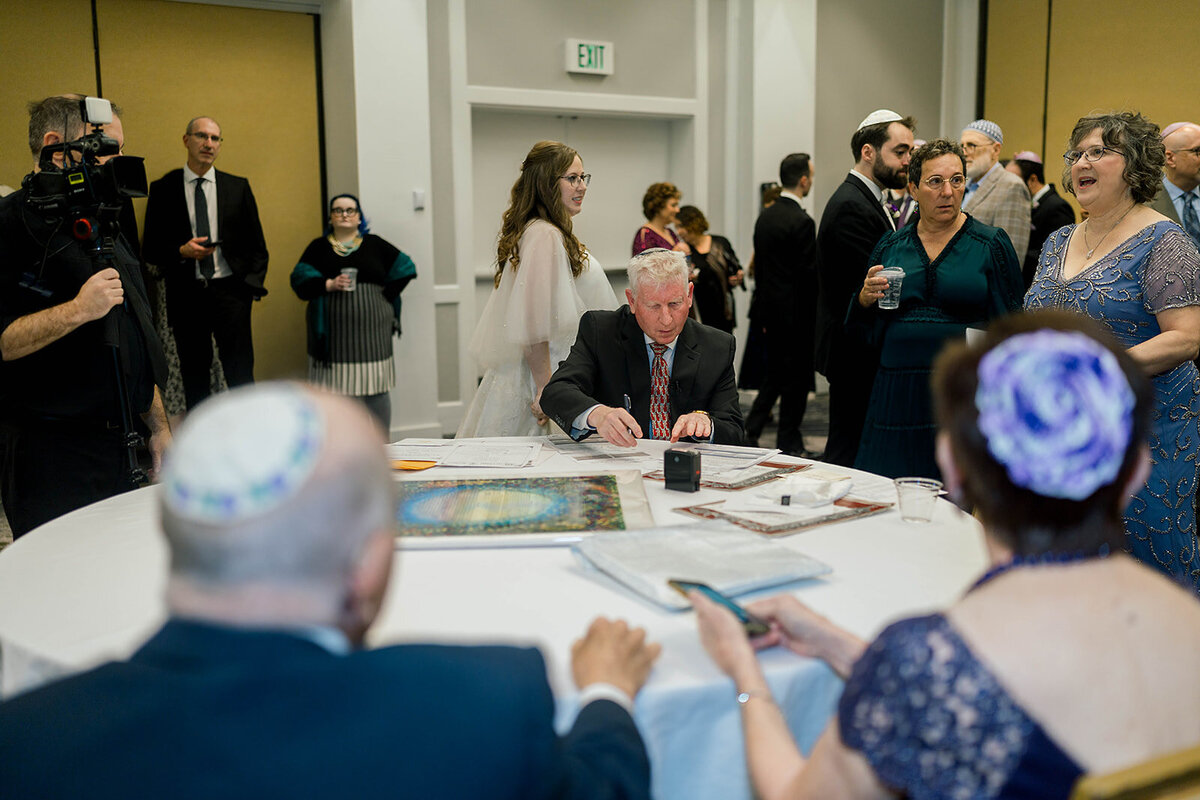 Eliana-Melmed-Photography-Chicago-LosAngeles-Jewish-WeddingPhotography-Ketubah-00005