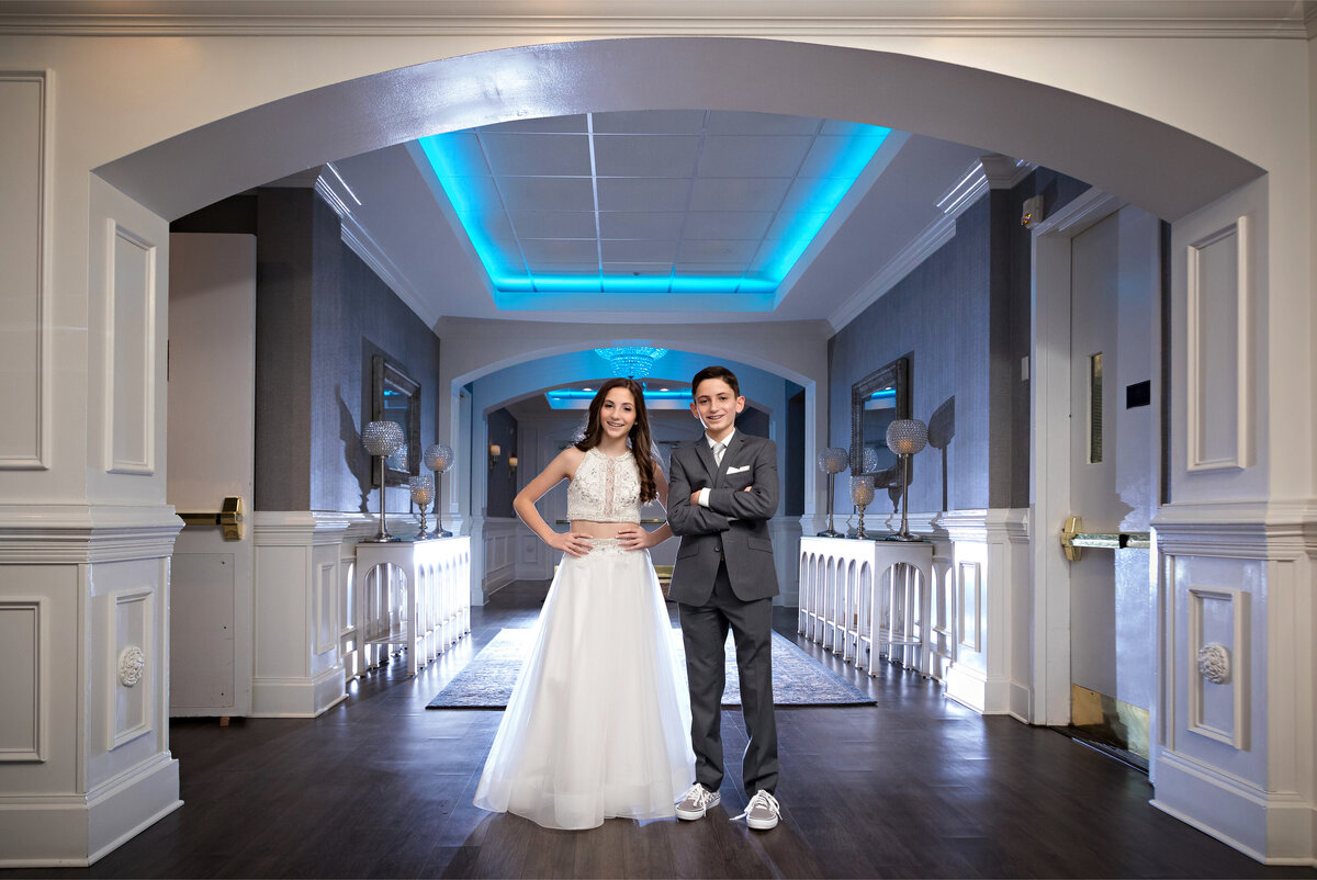 bnai-mitzvah-battleground-country-club-hallway