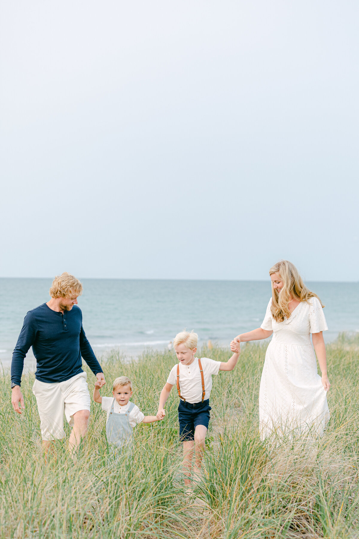 Leidy and Josh Photography | Bell Beach Family Session -17