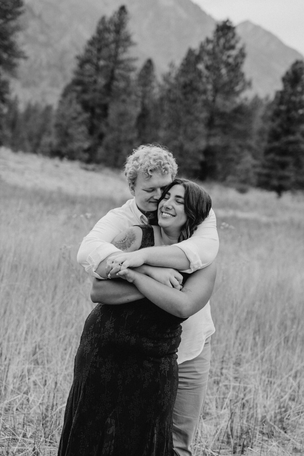 LucciaGracePhotography_TuckerLaurenEngagements-13