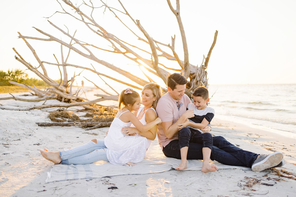 75 Fort-Myers-Beach-Family-Portraits-Photographer-Shane-Long