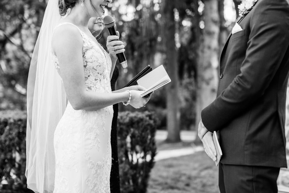 Romantic Windermere Manor Wedding | Dylan and Sandra Photography 052