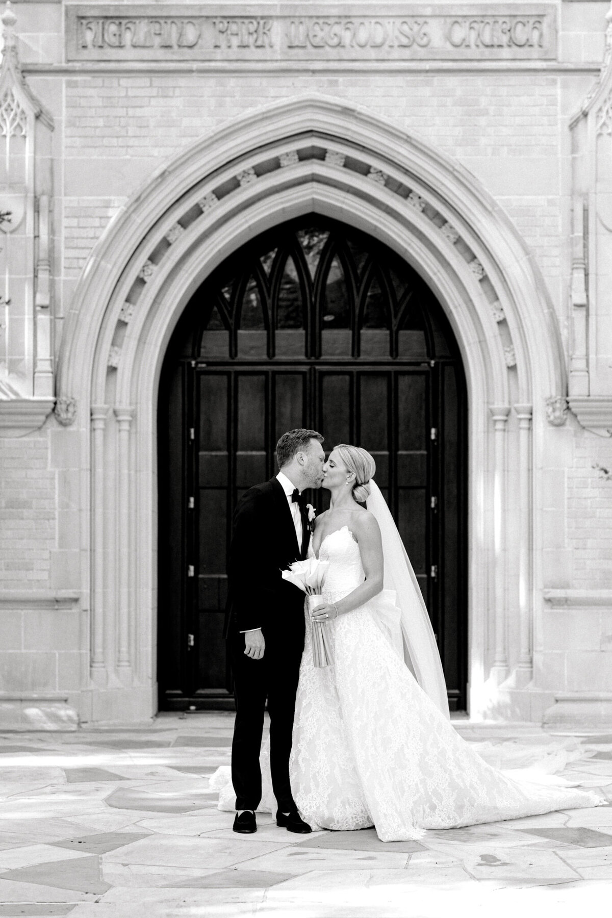 Katelyn & Kyle's Wedding at the Adolphus Hotel | Dallas Wedding Photographer | Sami Kathryn Photography-195