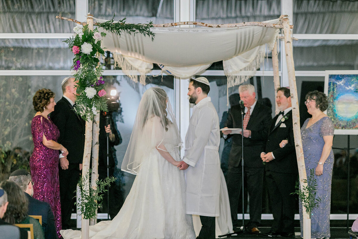 Eliana-Melmed-Photography-Chicago-LosAngeles-Jewish-WeddingPhotography-Chuppah-00149