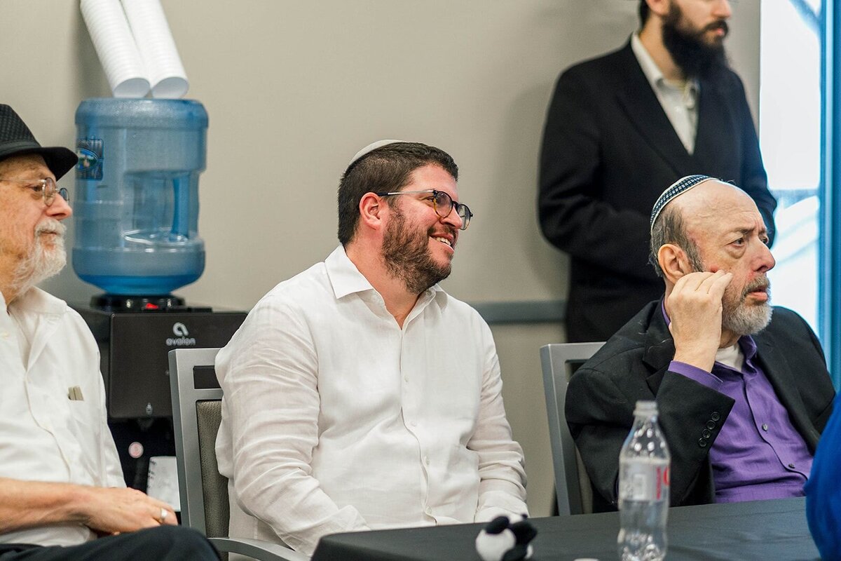 Eliana-Melmed-Photography-Chicago-LosAngeles-Jewish-WeddingPhotographer-CarmiKalman-Tisch-00161