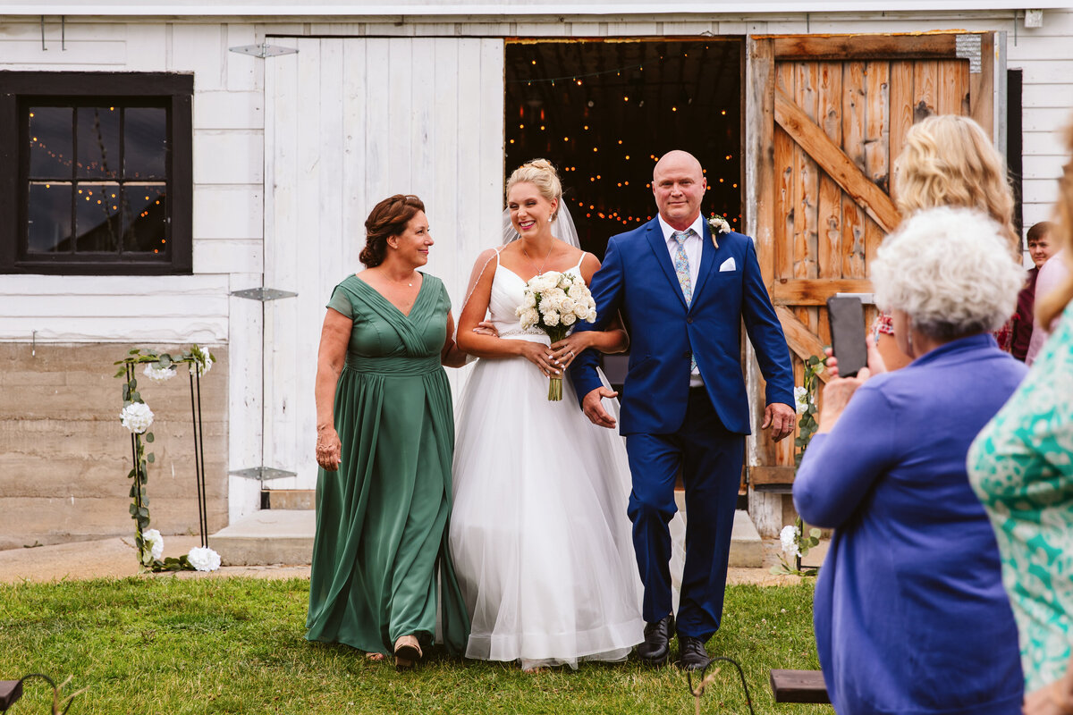 Minnesota-Alyssa Ashley Photography-wedding-50