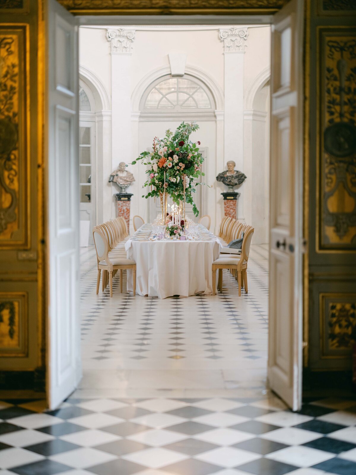 Chateau-Vaux-le-vicomte-wedding-florist-FLORAISON42