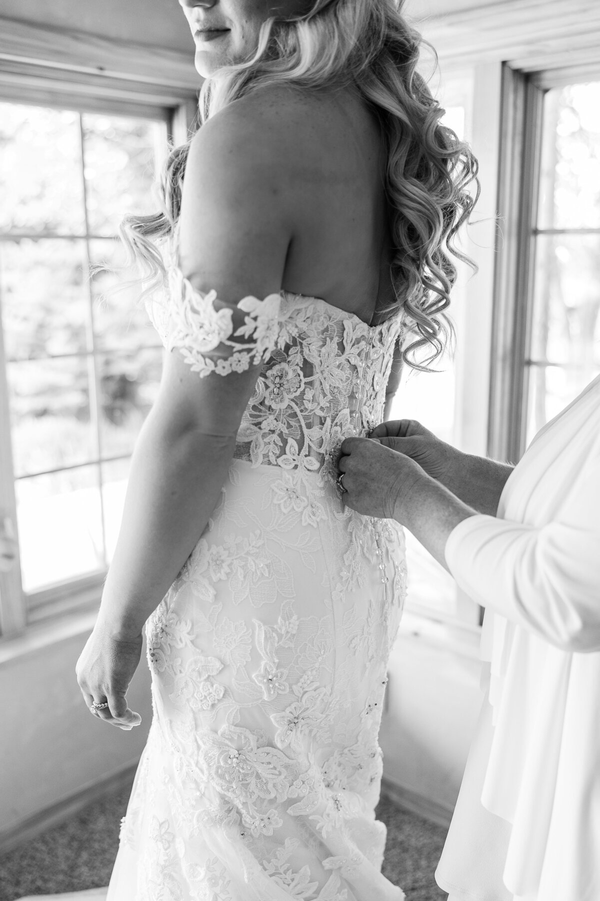 Lace detail gown | Antler Ridge Wedding Photographer
