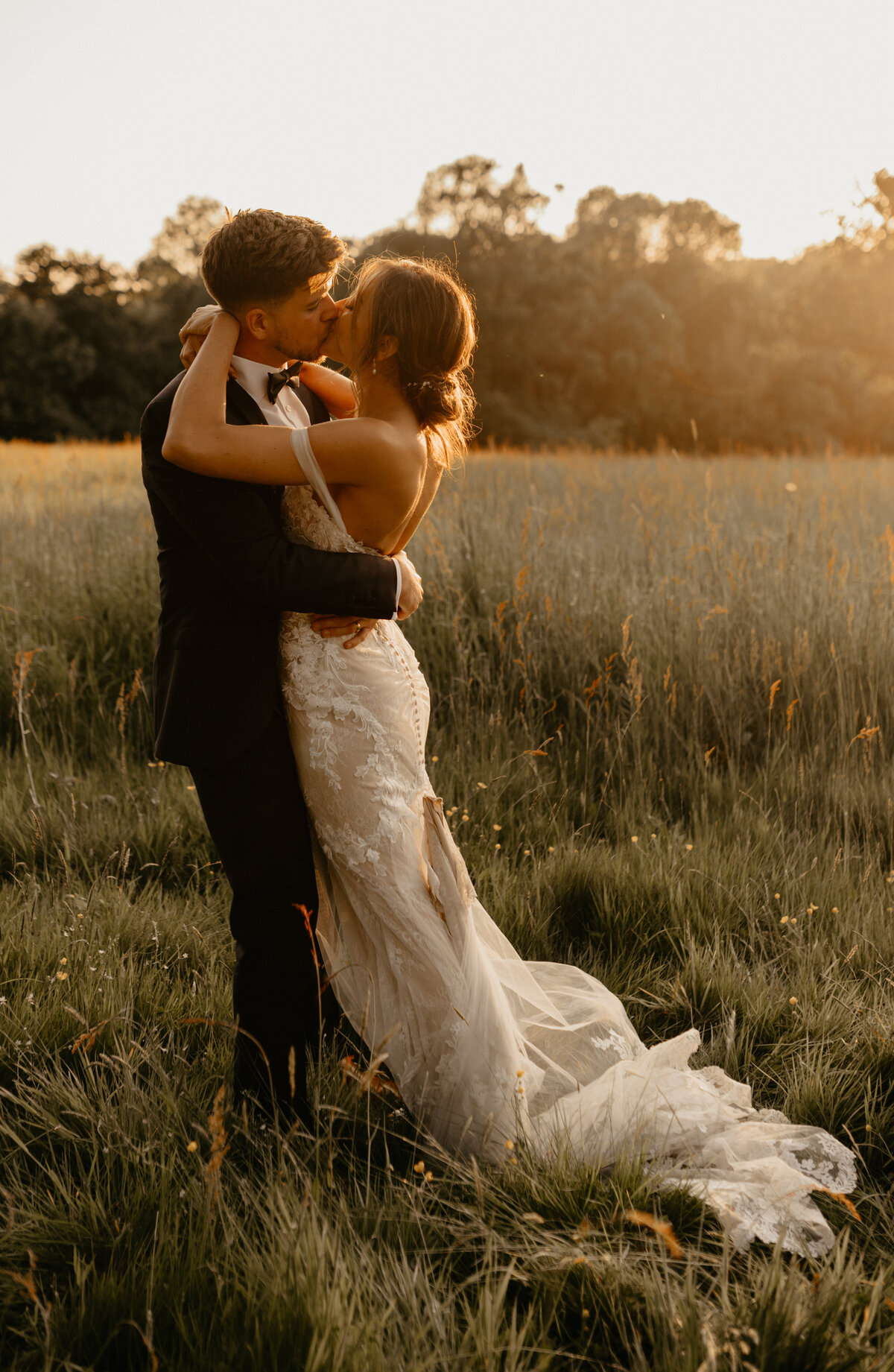 Oak tree barn festival wedding in Kent-1371