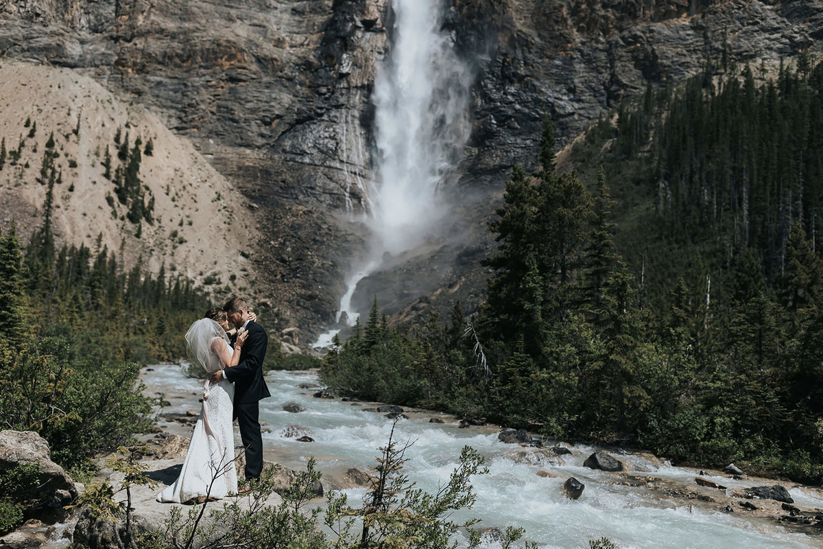 takkakaw falls waterfall adventure elopement