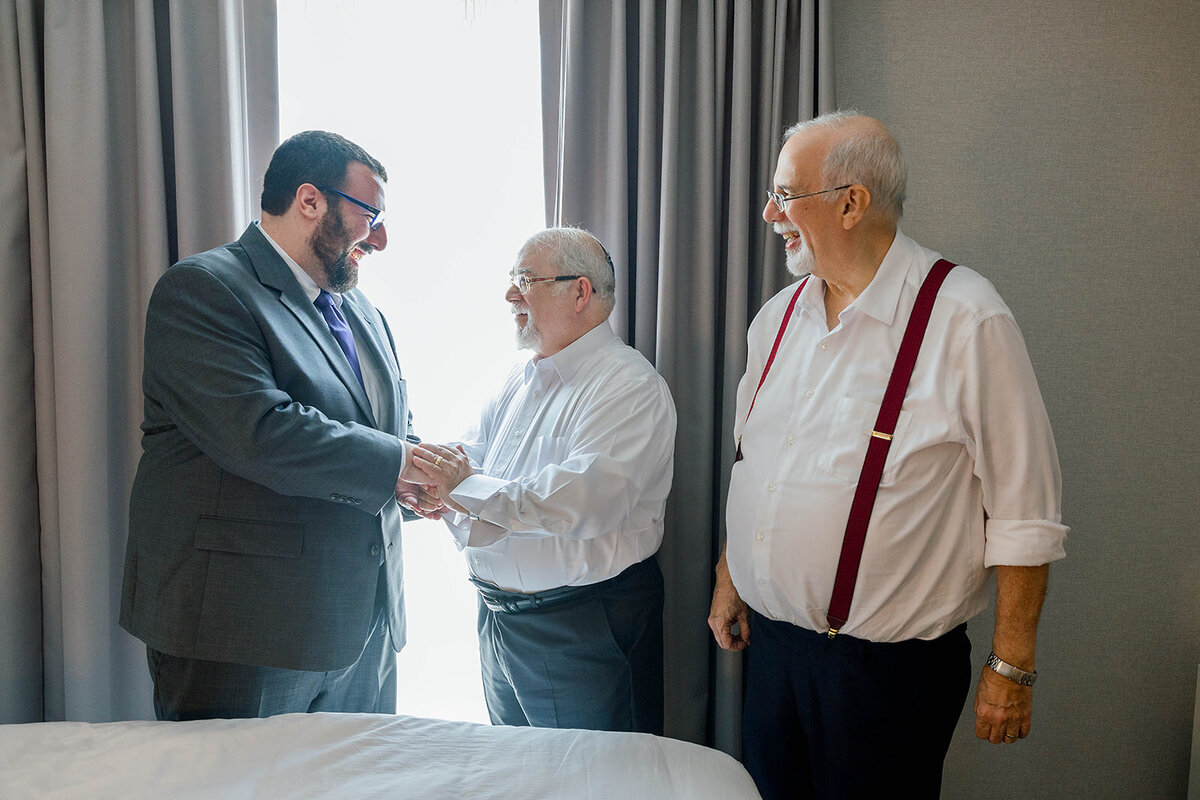 Eliana-Melmed-Photography-Chicago-LosAngeles-Jewish-WeddingPhotography-ElianaSklar-SklarReady-00023
