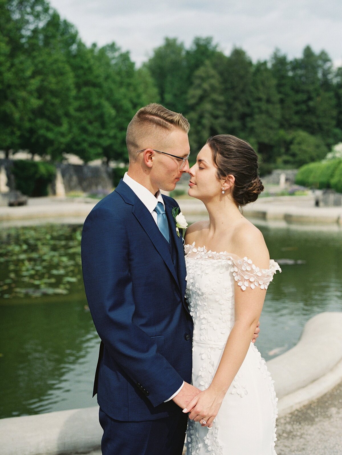 Casie-Marie-Photography-Biltmore-Asheville-NC-Hybrid-Wedding-Photographer-2023-31