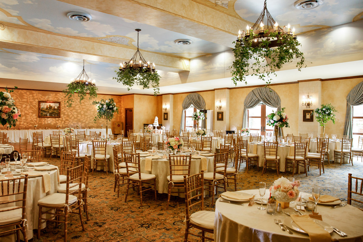 hotel granduca wedding photographer reception hall 320 S Capital of Texas Hwy, West Lake Hills, TX 78746
