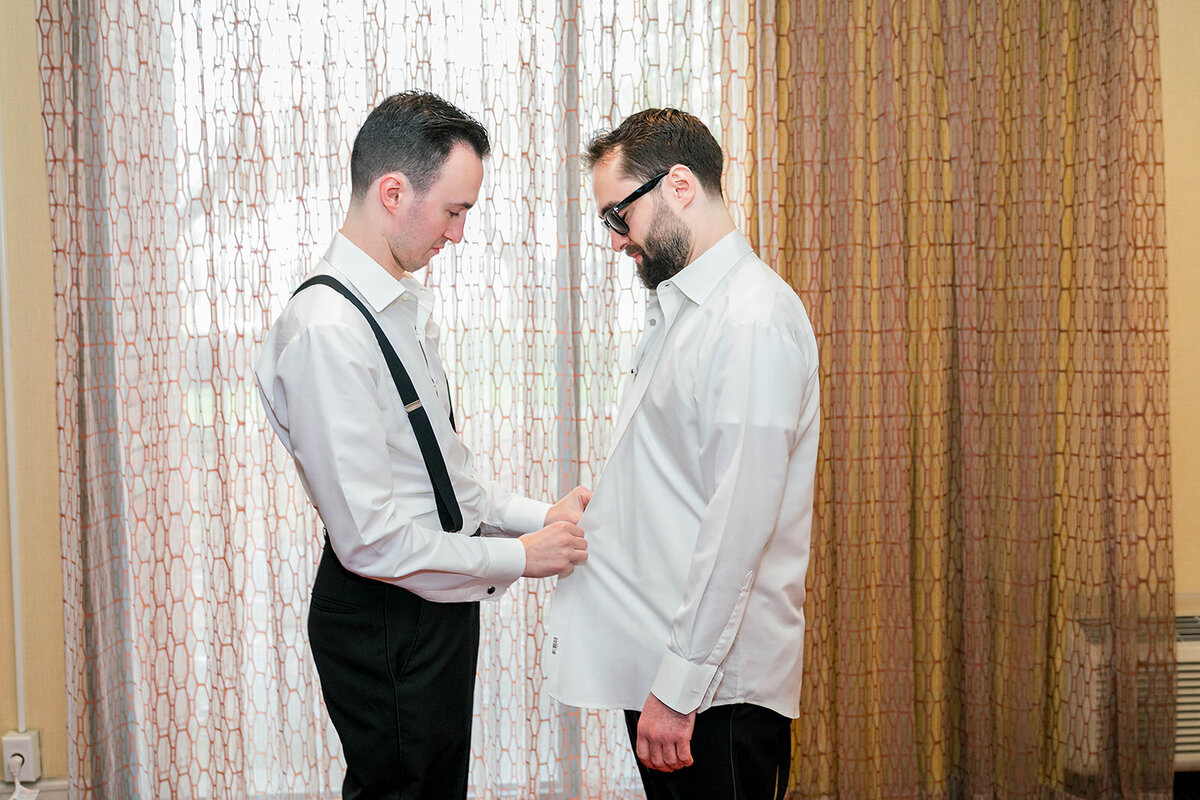 Eliana-Melmed-Photography-Chicago-LosAngeles-Jewish-WeddingPhotography-AndrewReady-00008