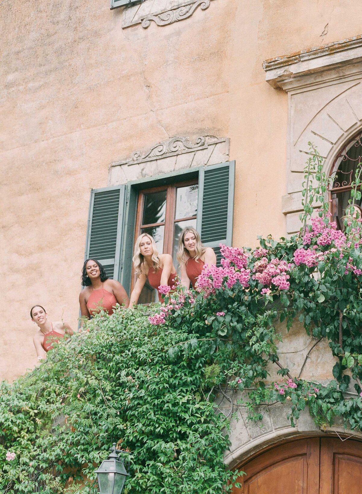 16-Tuscany-wedding-Villa-di-Ulignano-Alexandra-Vonk-photography