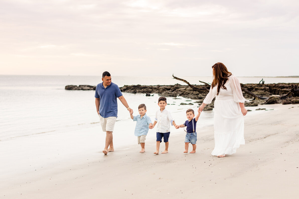 Family of 5 at Talbot Island. Photography Session