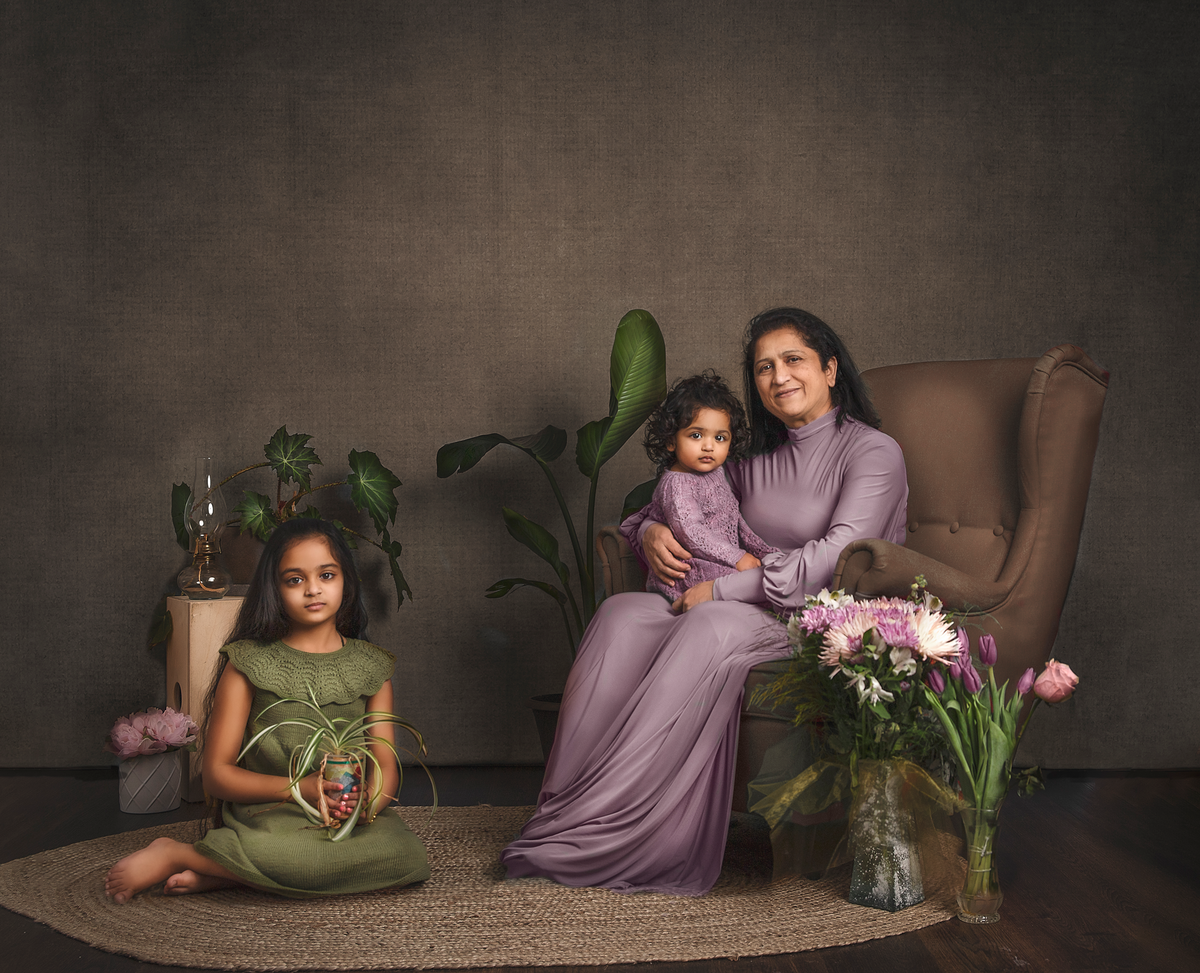 Family Portrait session with granmother and granddaughters  in a green and lavender themed session in Ottawa Ontario