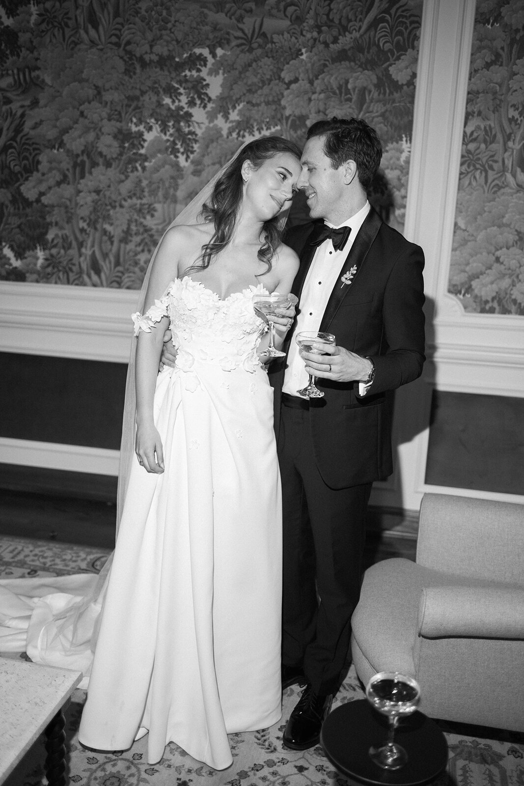 direct-flash-portraits-colony-club-detroit