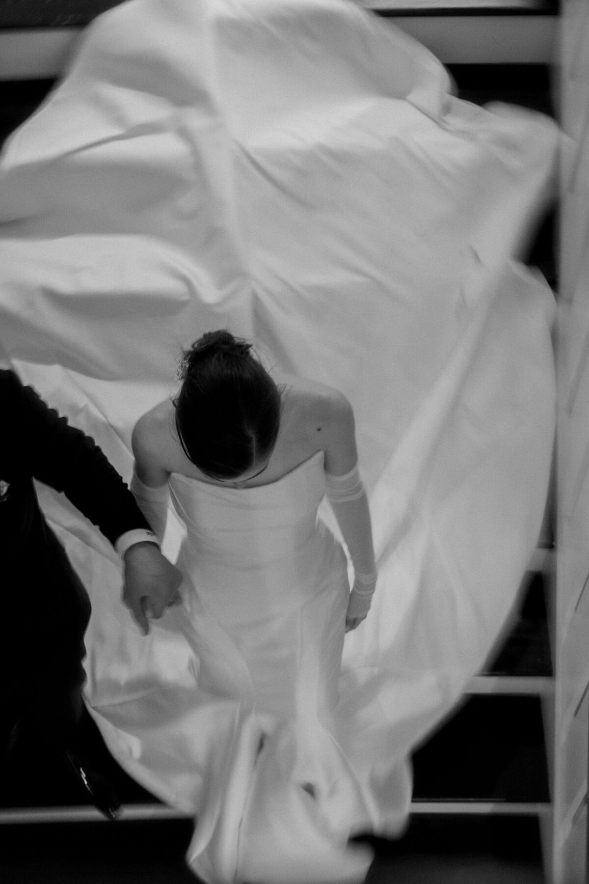 030-Cinematic-Editorial-Wedding-Toronto-Doctors-House-Lisa-Vigliotta-Photography